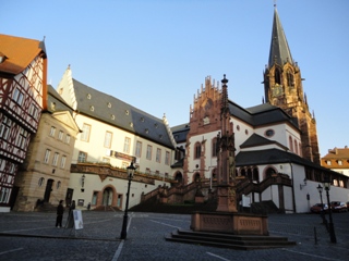 Bustransfers in Aschaffenburg buchen